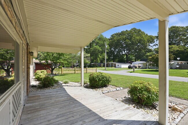 Foto del edificio - 1210 Santeetlah Ave