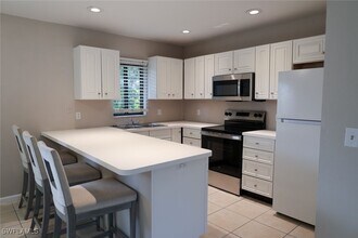Building Photo - 1380 Green Valley Cir
