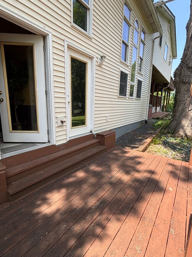 Foto del edificio - 3379 Mill Creek Rd