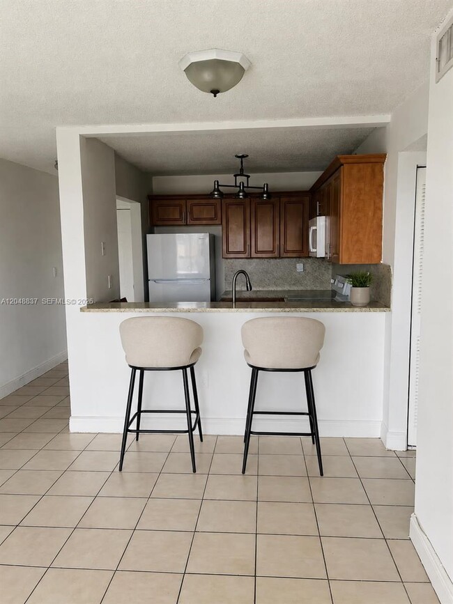 Foto del edificio - 8075 NW 7th St