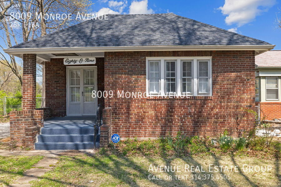Primary Photo - 8009 Monroe Ave