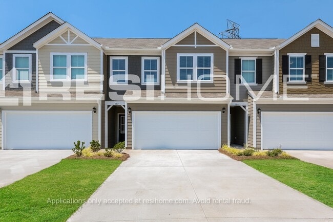 Photo - 211 Turner Pointe Rd (Easley, SC) House