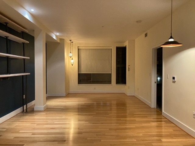 Foto del edificio - 1435 Chapin St NW