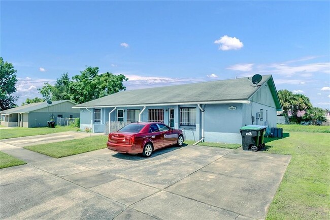 Building Photo - 1944 Dardanelle Dr