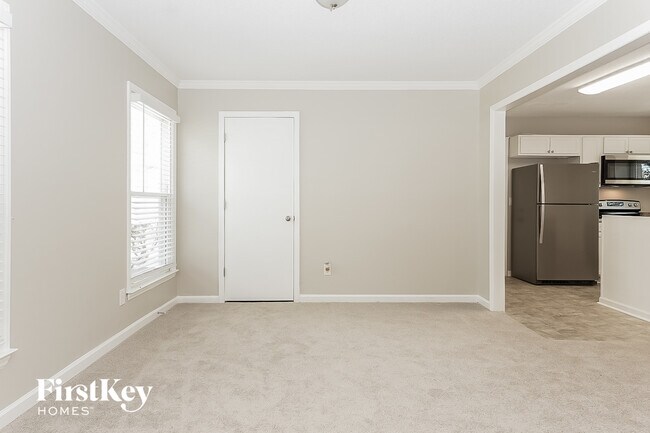 Foto del edificio - 4603 Chaucer Dr