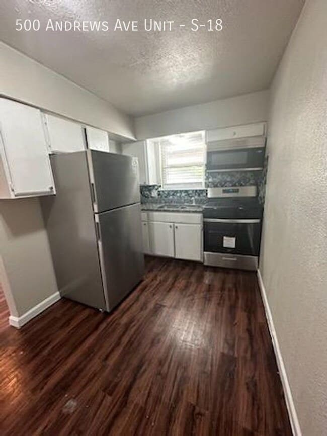 Building Photo - 500 Andrews Ave