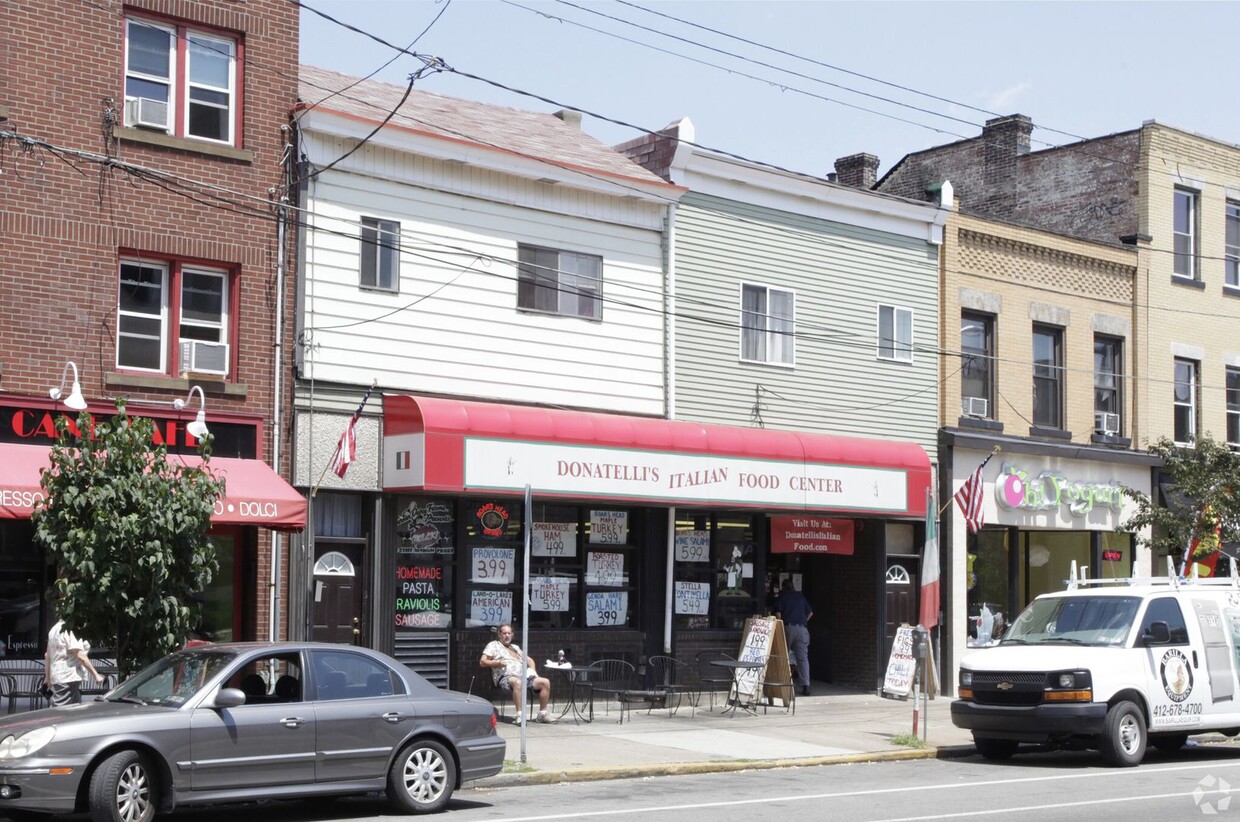 Primary Photo - 4711 Liberty Avenue