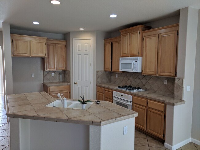 Foto del edificio - 10190 Canadeo Cir