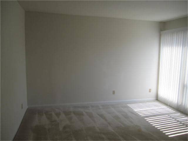 Building Photo - 2814 S Bartell Dr