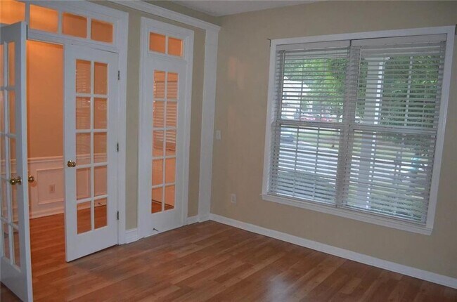 Building Photo - 770 Soneley Ct