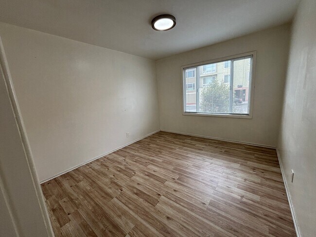 Foto del edificio - 3241 Taraval St
