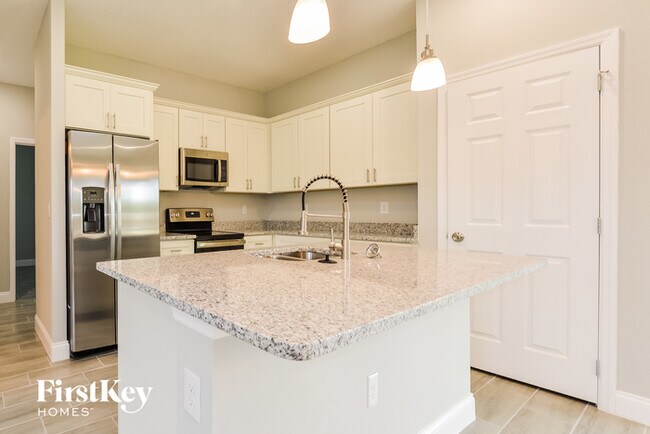 Building Photo - 1102 Camden Way