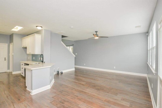 Foto del edificio - 8755 Thistlemoor Ln