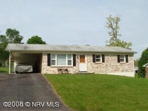 Building Photo - 5631 Rolling Hills Dr Building Photo - 5631 Rolling Hills Dr