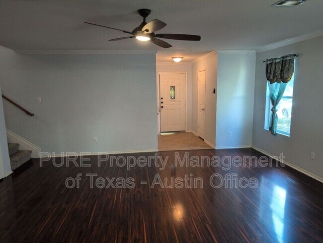 Building Photo - 5616 Colinton Ave