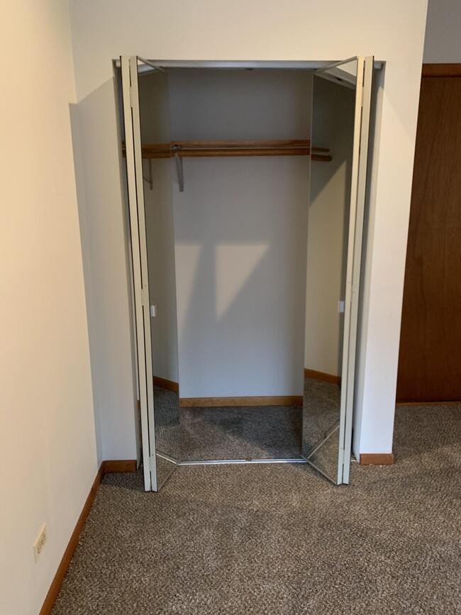 Coat Closet - 928 W Leland Ave