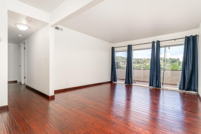 Foto del edificio - 2345 Paloma Ct