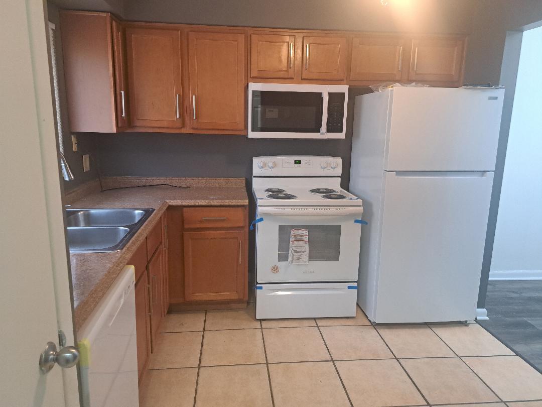 Foto principal - 1250 E 276th St