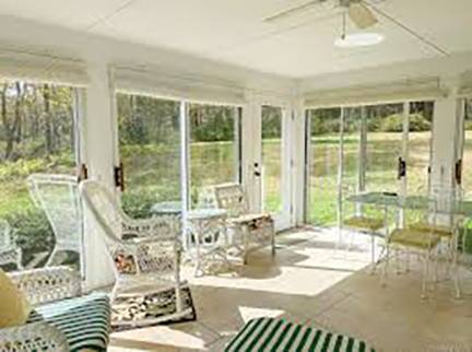 Foto del edificio - 18 Wildwood Dr