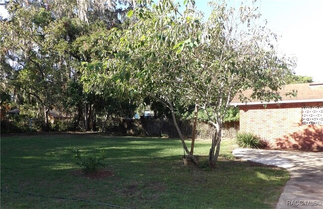 Building Photo - 503 Emery St