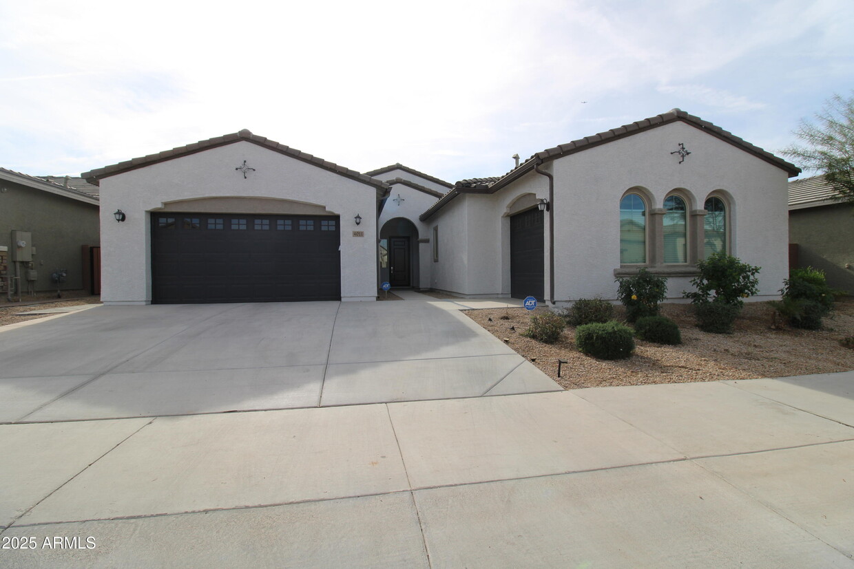 Foto principal - 4011 W Estes Way