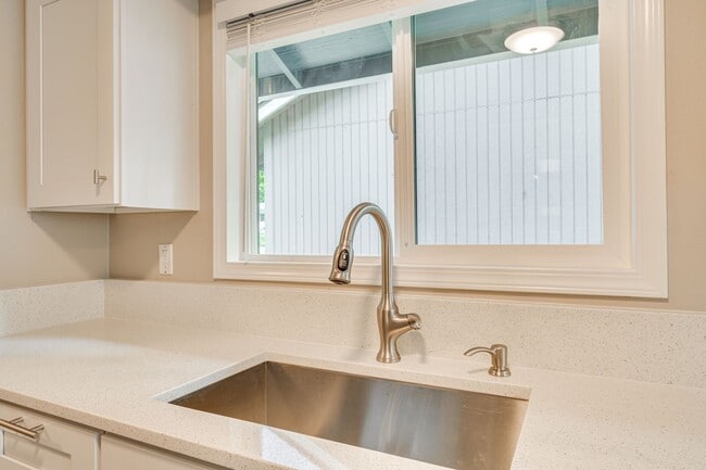 Kitchen Sink - 20901 SE Morrison St