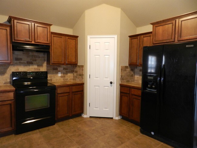 Building Photo - 4827 Southwest Waterstone Place