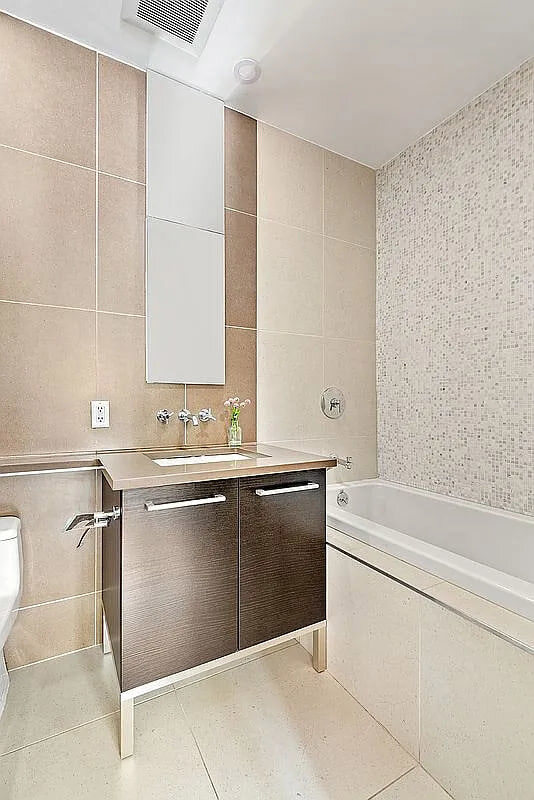 Foto del edificio - 309 2nd St