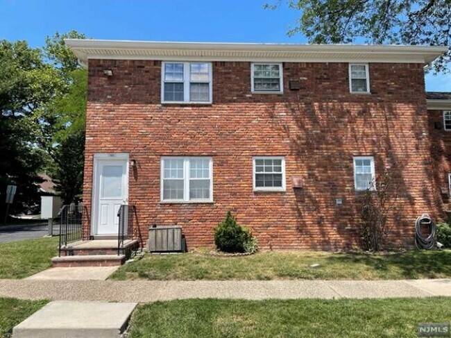 Building Photo - 43B Atherton Ct