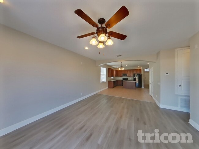 Building Photo - 8505 Pinetop Ridge Ln