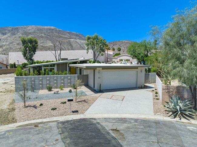 Building Photo - 72385 Cholla Dr