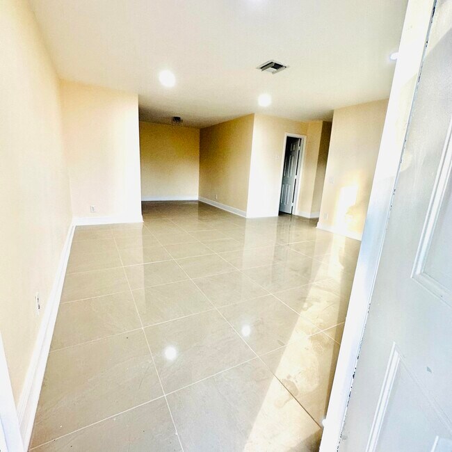 Foto del edificio - 4131 Kirkland Ln
