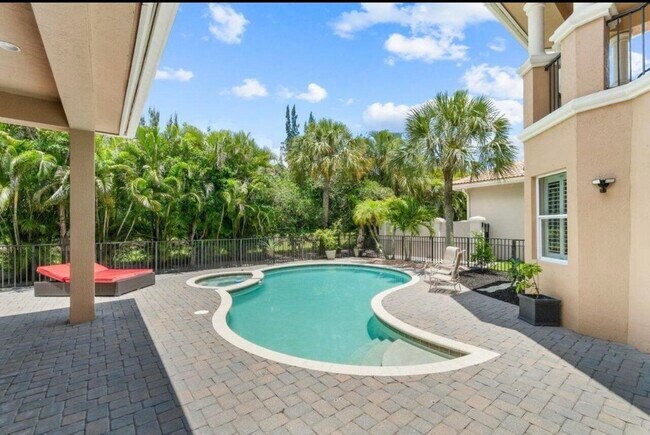Foto del edificio - 544 Edgebrook Ln