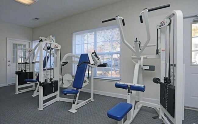 Foto del edificio - Fully Furnished. Fully Comfortable!