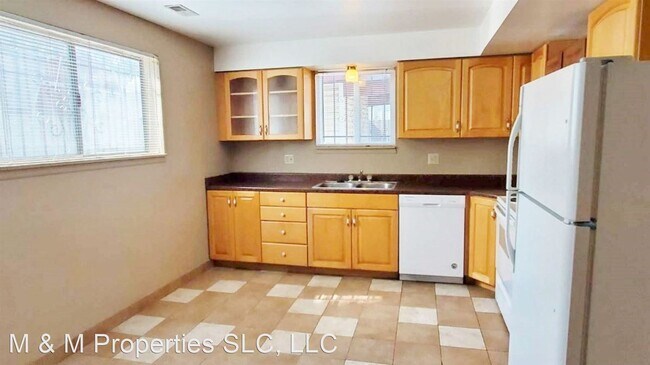 Foto del edificio - 2 br, 1.5 bath House - 324 E Sunset Ave