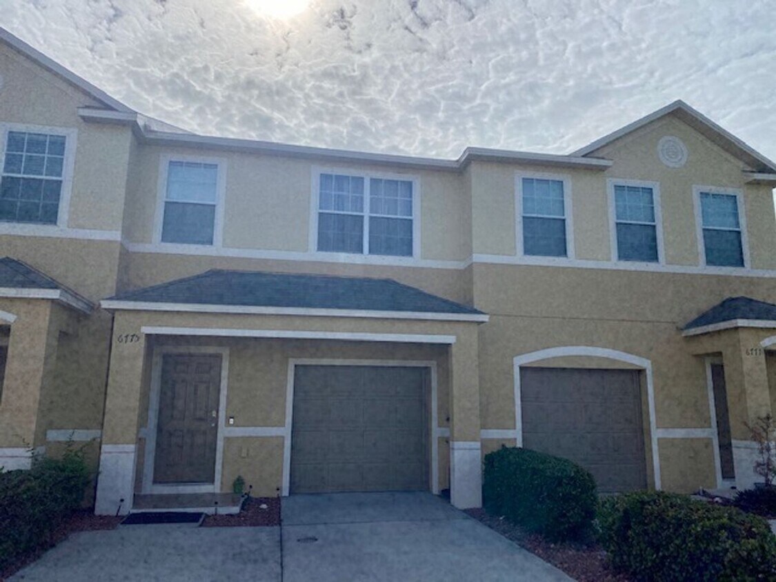 Primary Photo - 3/3 Sawgrass Townhome Available