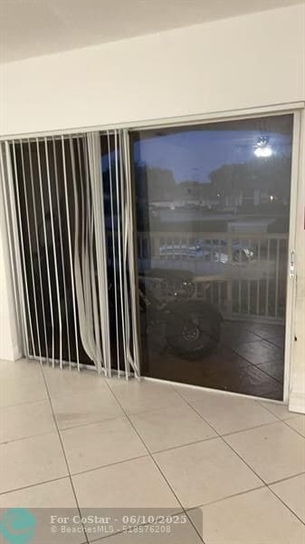Building Photo - 12141 Royal Palm Blvd