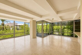 Building Photo - 7121 E Rancho Vista Dr