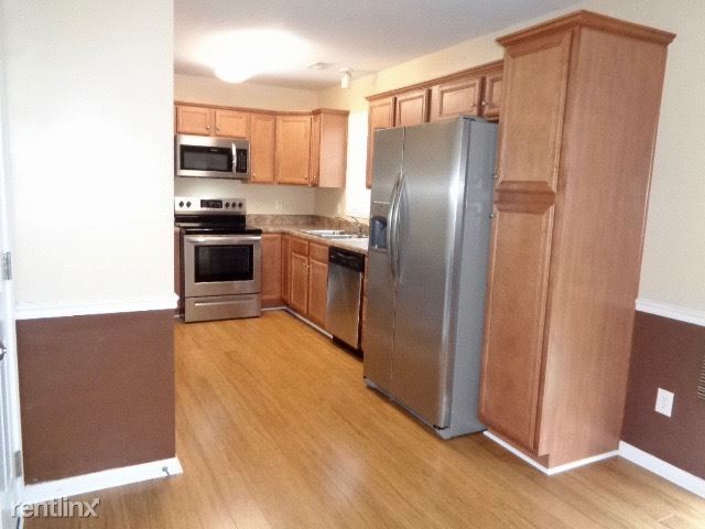 Building Photo - 3 br, 2.5 bath House - 5617 Sycamore Glen Rd