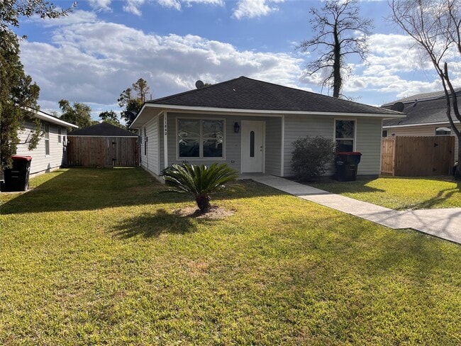 Building Photo - 11842 Greencanyon Dr