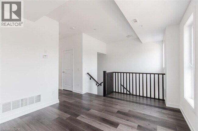 Building Photo - 70 Kenesky Dr
