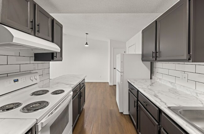 Foto del edificio - Ivy I | Elevated 3 Bedroom
