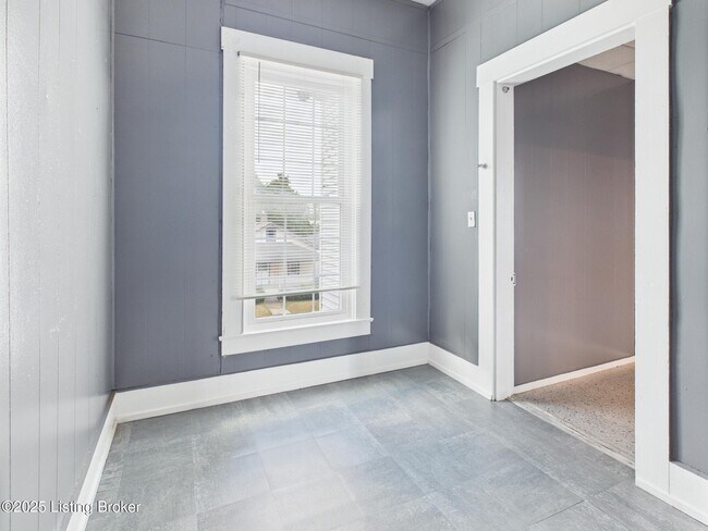 Foto del edificio - 1919 Center St