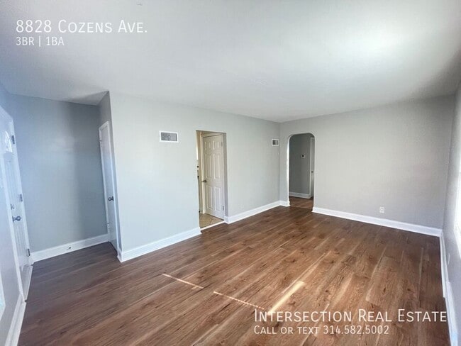 Photo - 8828 Cozens Ave House