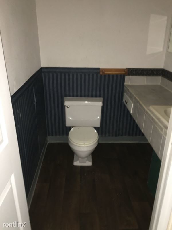 Foto del edificio - 870 Evergreen Dr