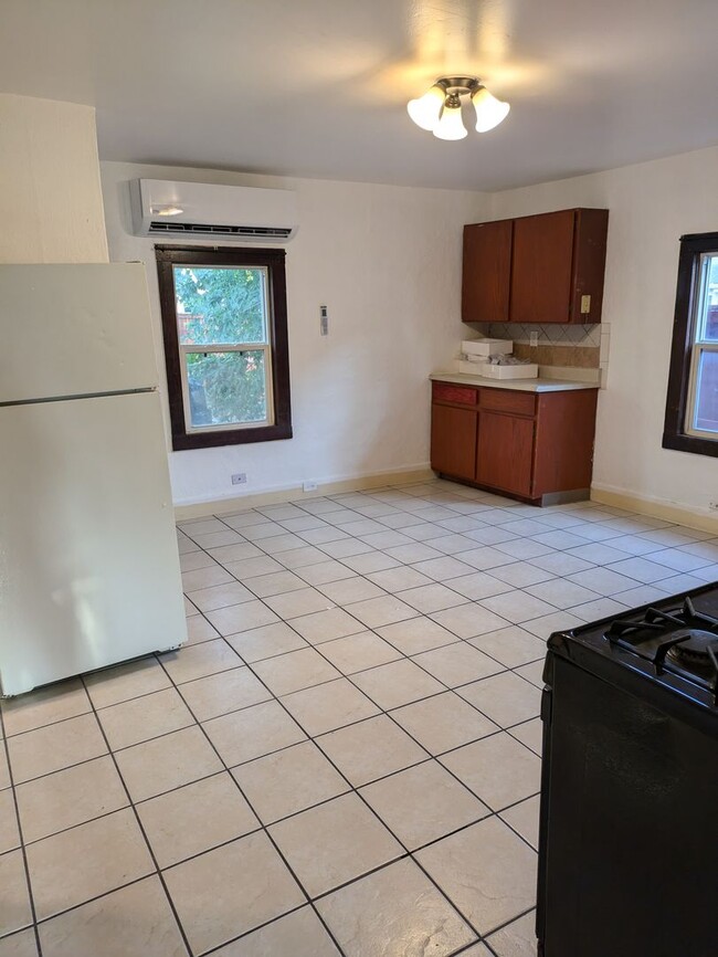 Building Photo - Charming Home with Yard Near Old Town Fort Collins