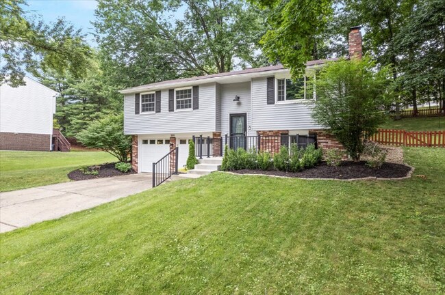 Foto del edificio - 399 Carmell Dr