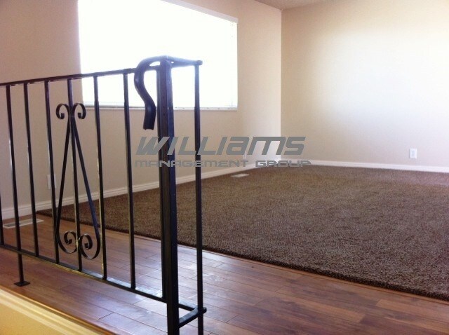 Foto del edificio - Oquirrah Ave Duplex.
