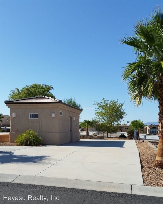 1905 Victoria Farms Rd Unit 390, Lake Havasu City, AZ 86404 Condo for
