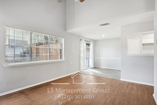 Building Photo - 6716 Windsor Hollow Dr